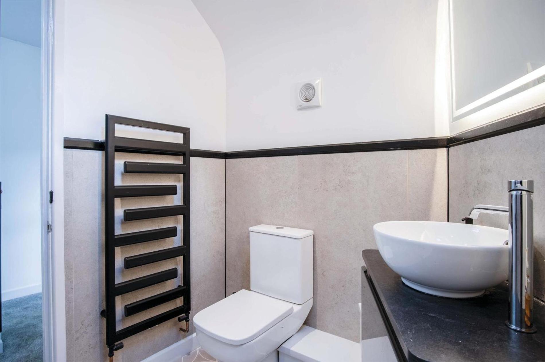 The - 2 Bedroom - Tenby
