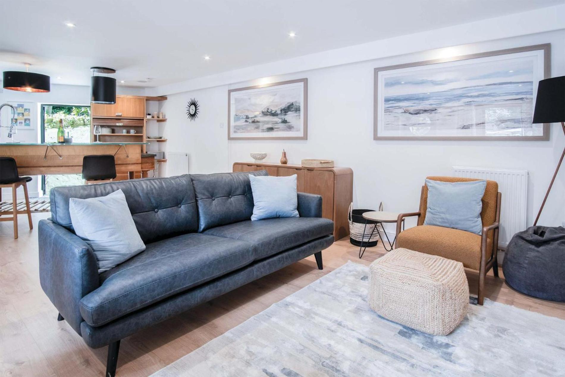 The - 2 Bedroom - Holiday home Tenby