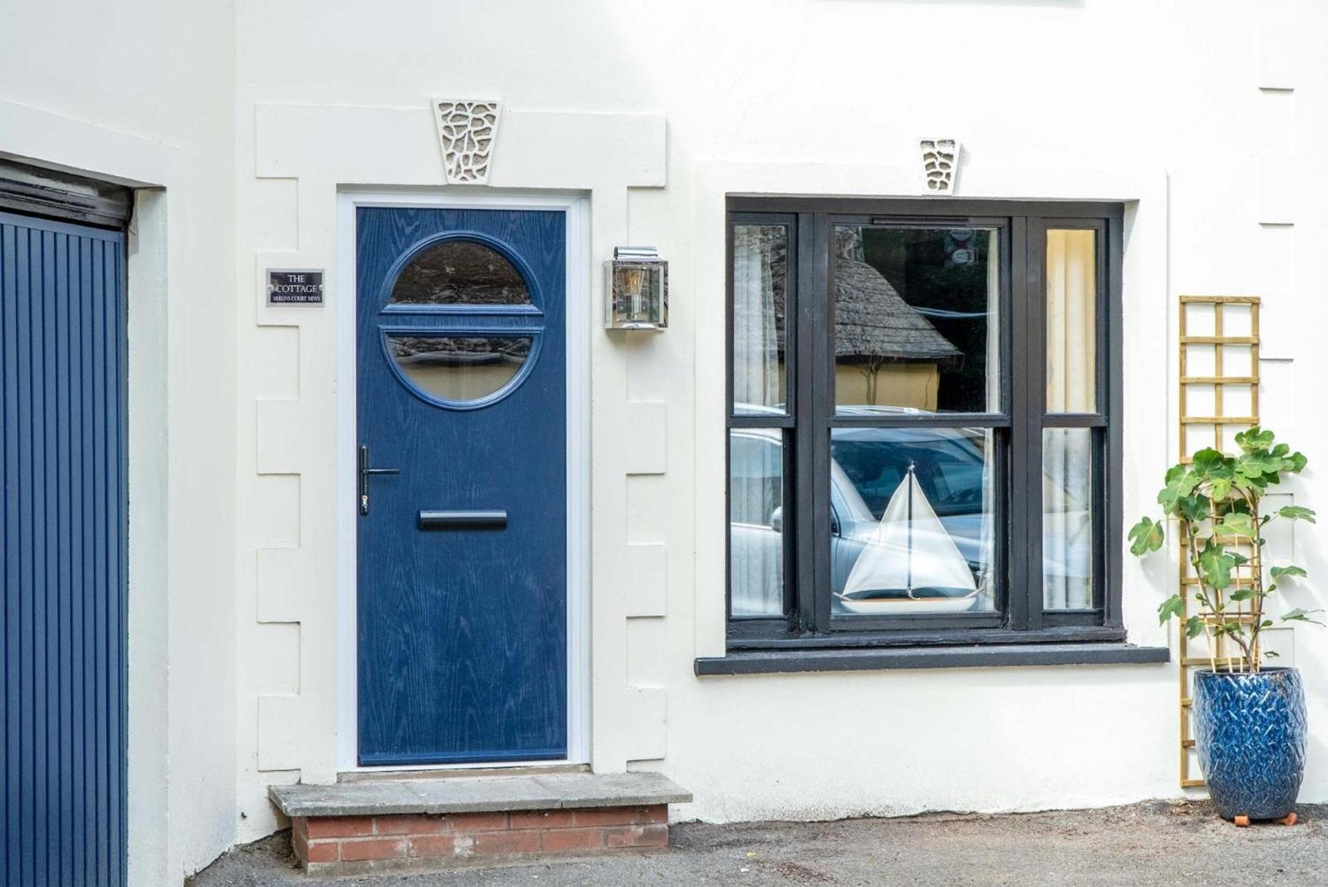 The - 2 Bedroom - Holiday home Tenby